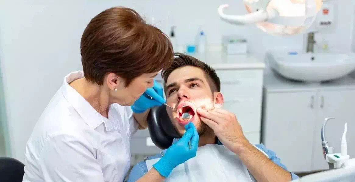 Emergency dentist